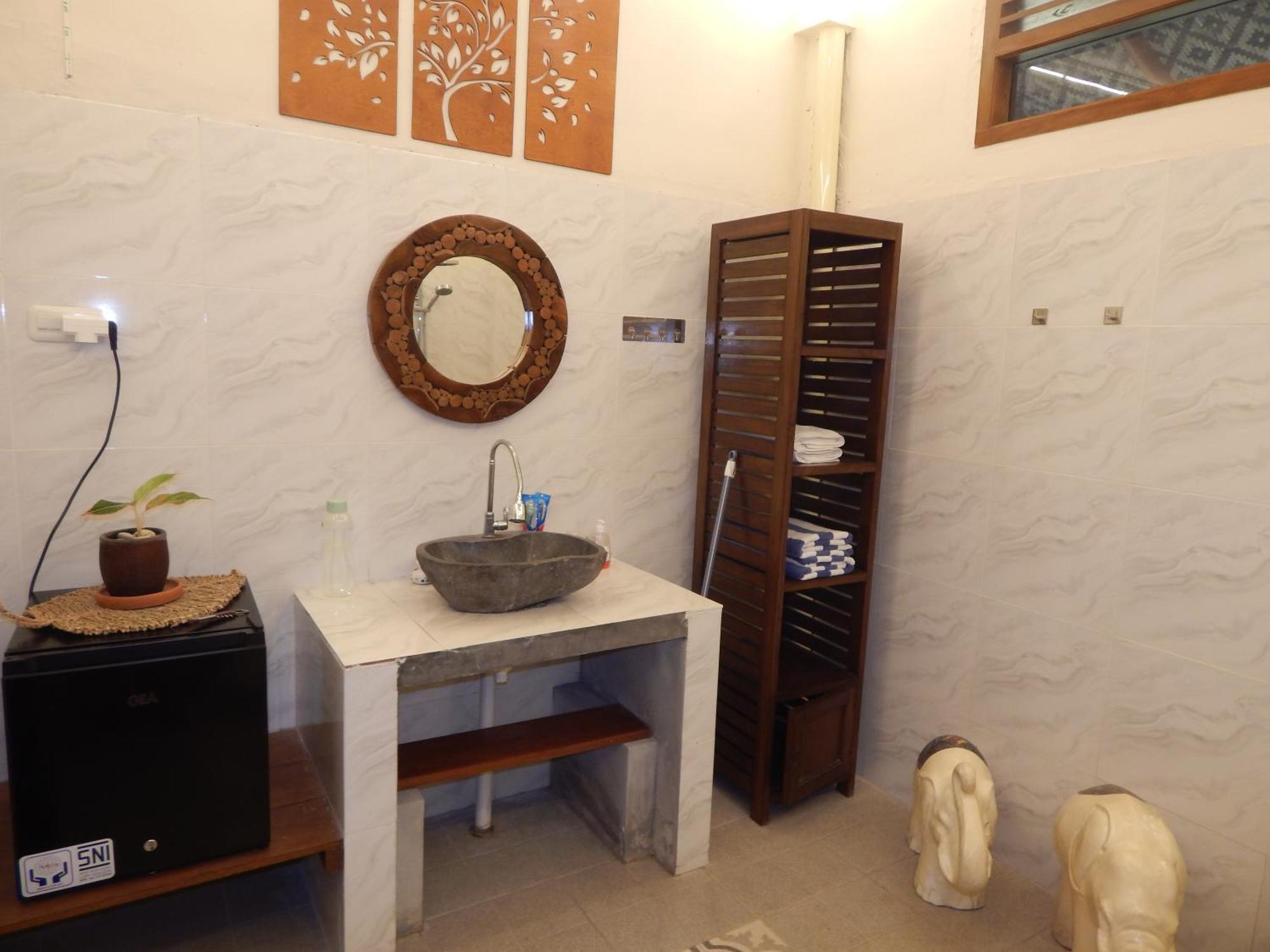 Alamanda Family Villas, Pool & Local Tours Yogyakarta Exterior photo