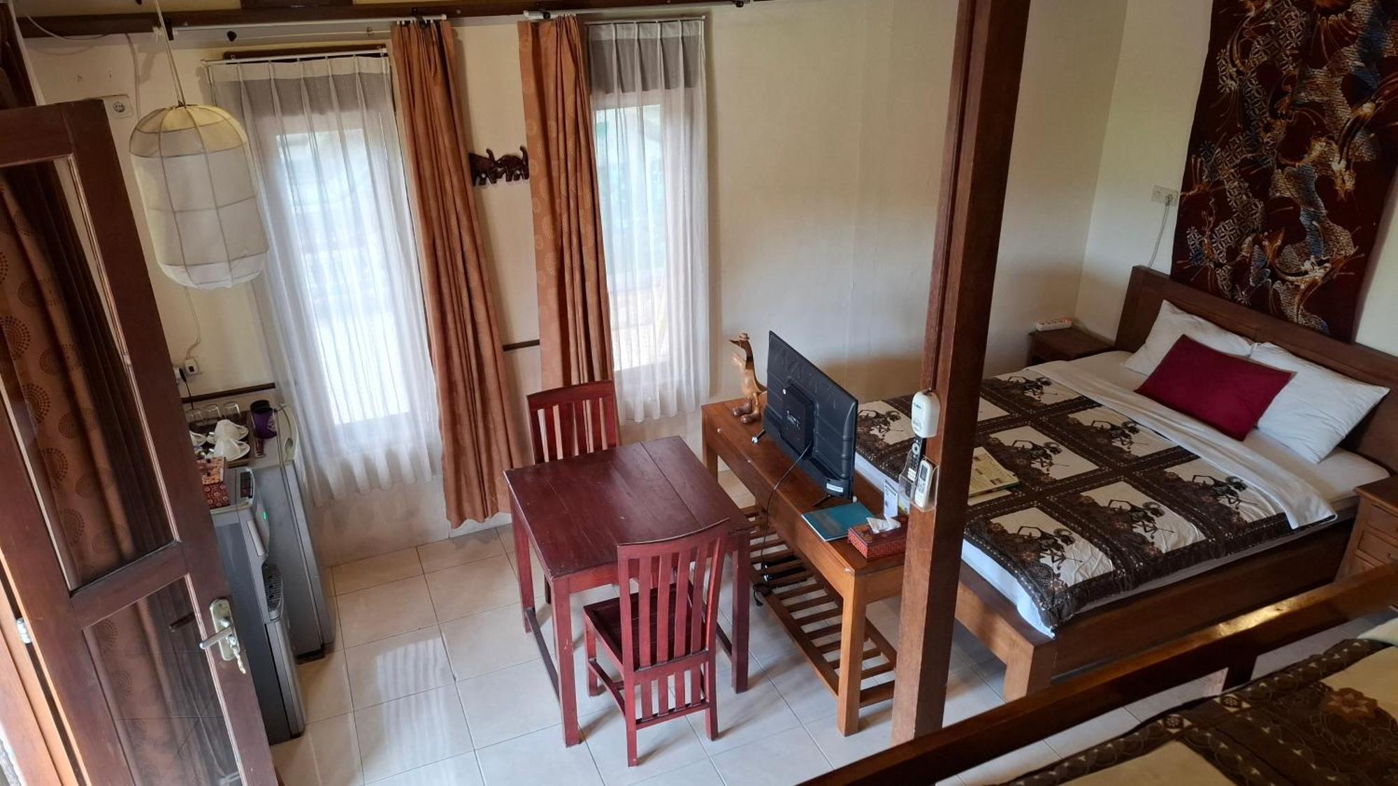 Alamanda Family Villas, Pool & Local Tours Yogyakarta Exterior photo