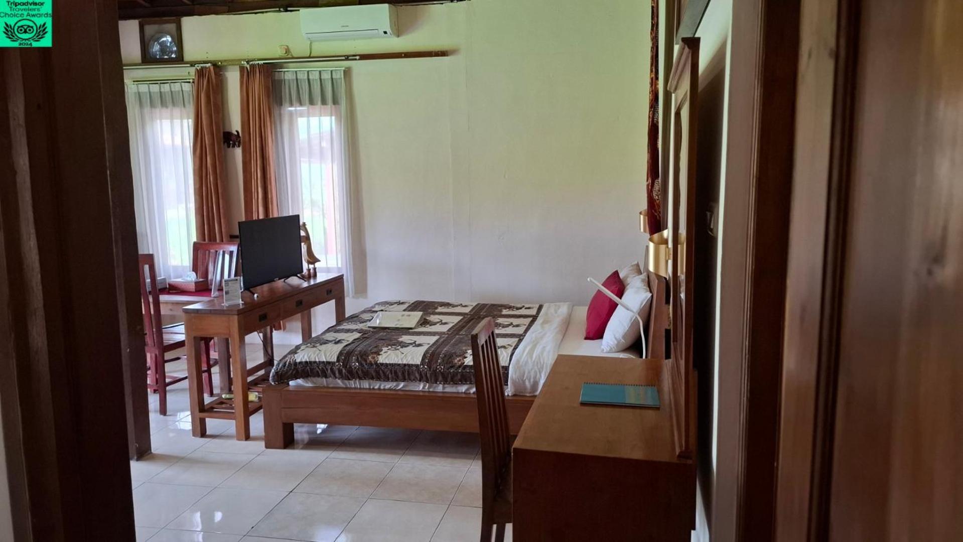 Alamanda Family Villas, Pool & Local Tours Yogyakarta Exterior photo